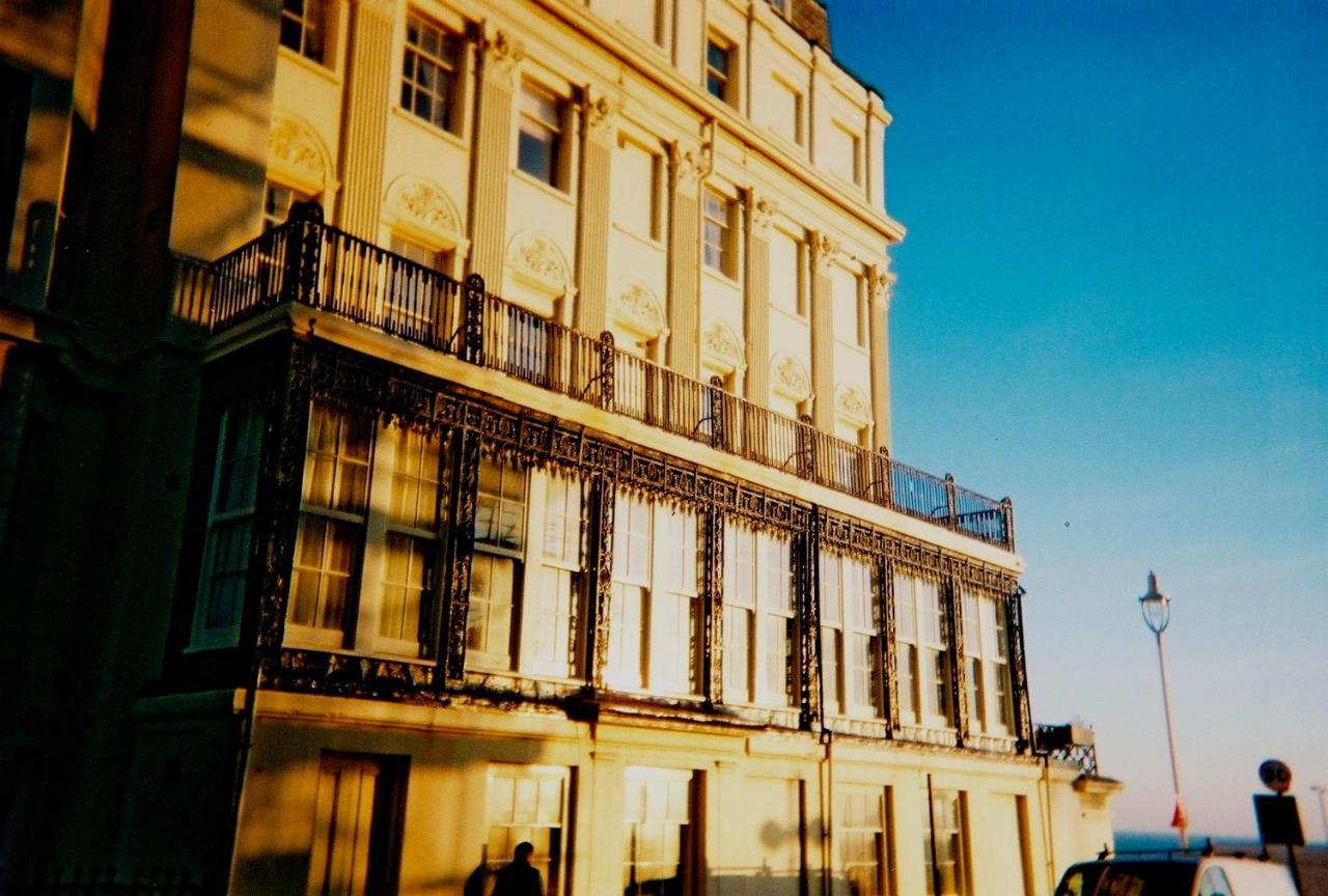 Baggies Backpackers Hostel Brighton Exterior photo